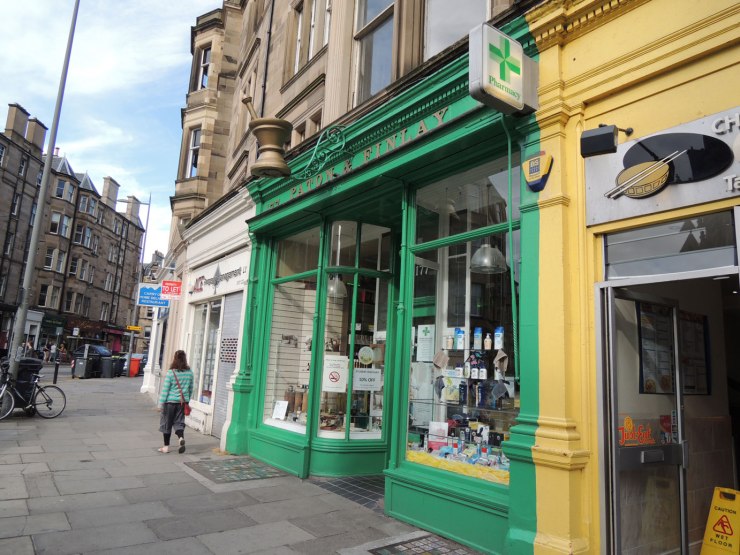 apotheke-bruntsfield-3
