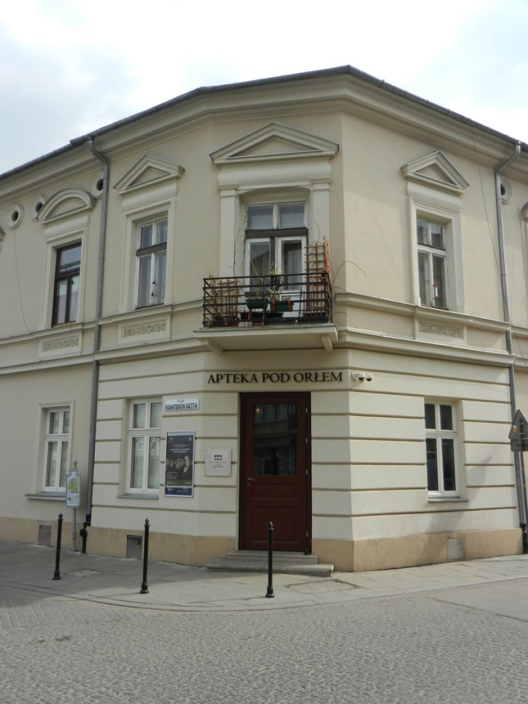 Apteka-pod-Orlem
