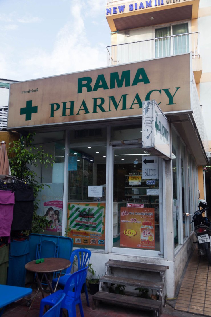 Bangkok-Khaosan-Road-2