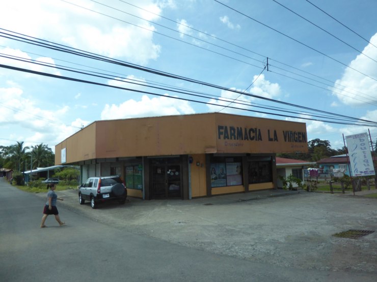 Costa-Rica-zwischen-Sarapiqui-und-La-Fortuna